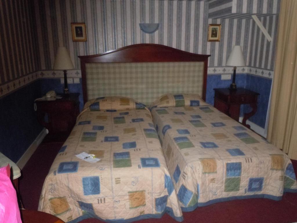 Hotel La Croix Blanche Montrichard Pokoj fotografie